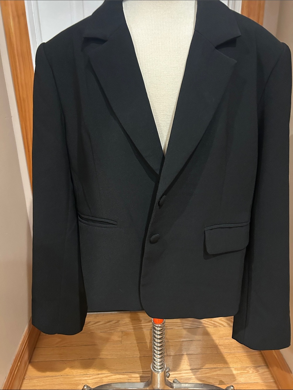 Aqua Classic Black Womens Blazer - Tailored Single-Breasted Jacket